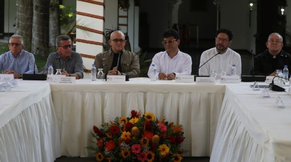 Gobierno de Colombia y ELN instalarán mesa de diálogos en Venezuela