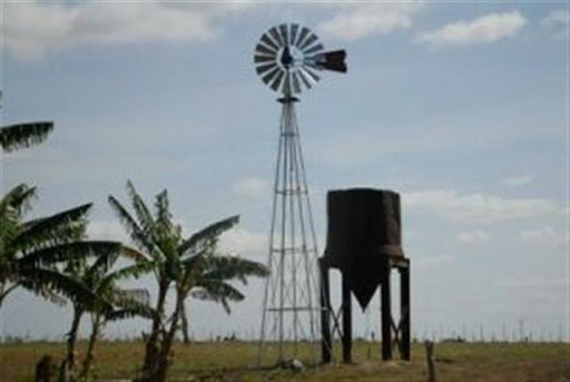 Aporta energía eólica al bombeo de agua en zonas rurales de Cabaiguán
