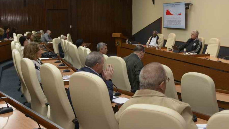 Refuerza Cuba medidas de control frente a la COVID-19 y el Dengue