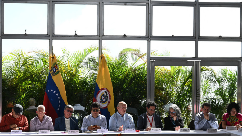 Gobierno colombiano y el ELN reanudarán diálogos de paz a finales de enero en México