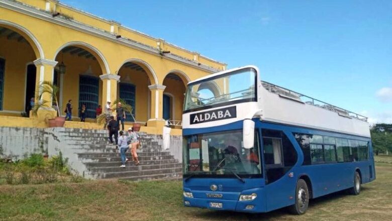 Recorrido en bus al Valle de los Ingenios