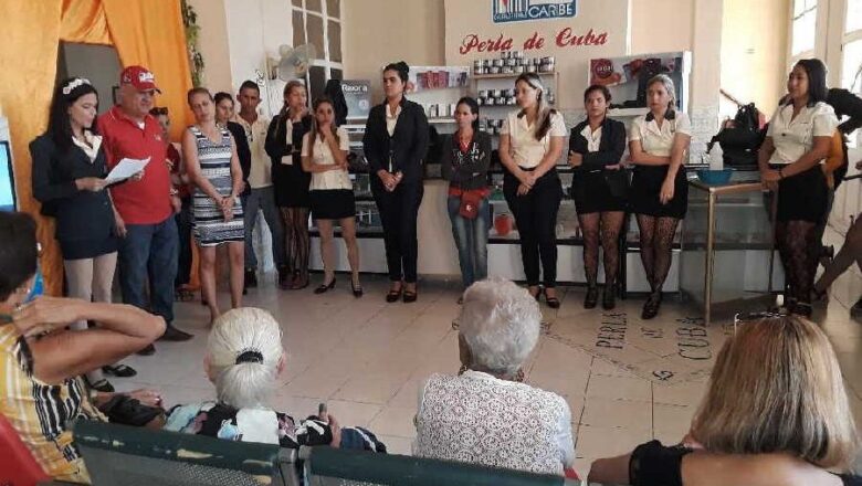 Homenaje a alfabetizadores en Sancti Spíritus: Historias que conmueven