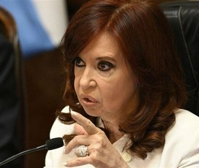 Argentinos se movilizan en respaldo a Cristina Fernández
