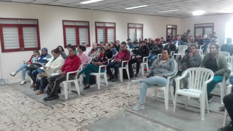 La Estación Experimental del Tabaco de Cabaiguán pasa revista a la labor realizada durante el año anterior (+ Fotos)