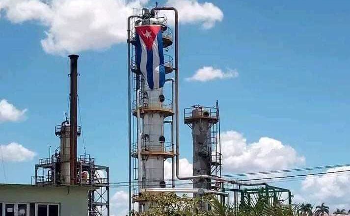 El 2022, año enrevesado para la Refinería de Petróleo de Cabaiguán (+ Audio)