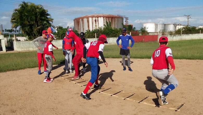 Federación de Beisbol en Cabaiguán lanza por el futuro (+ Audio)