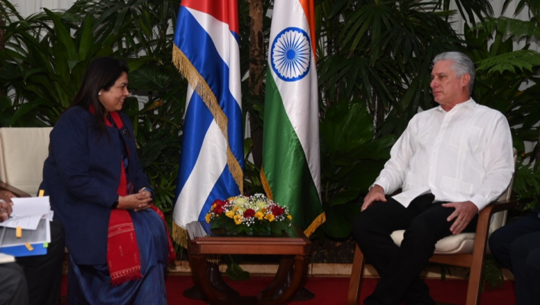 Recibe Presidente cubano a Ministra de Estado de la India