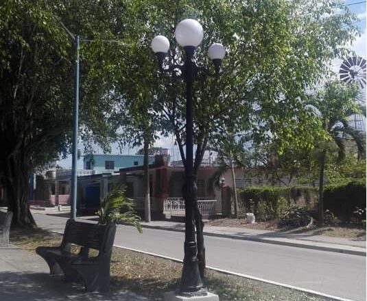 Nuevas luces iluminarán el Paseo de Cabaiguán