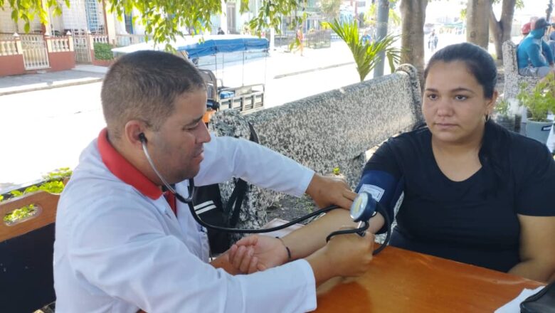 Celebran en Cabaiguán Día Mundial de la Hipertensión Arterial (+Fotos)