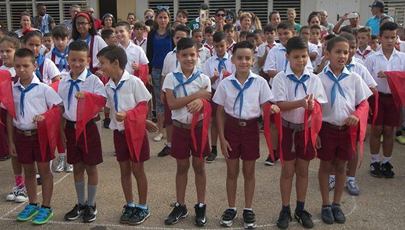 Realizan en Cabaiguán cambio de atributo a los estudiantes que cursan el tercer grado (+ Audio)