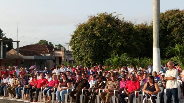 Ratificaron los cabaiguanenses su compromiso con la construcción de un mejor país en la celebración del Día de la Rebeldía Nacional (+ Fotos)