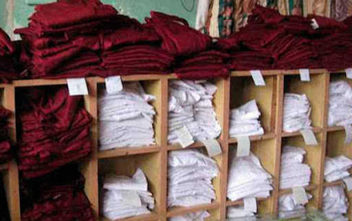 Avanza en Cabaiguán la venta de uniformes escolares para los grados iniciales de la enseñanza primaria