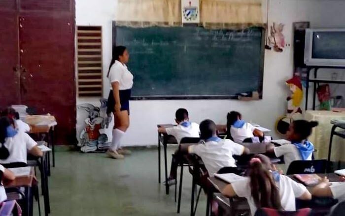 Estudiantes espirituanos apoyan la docencia