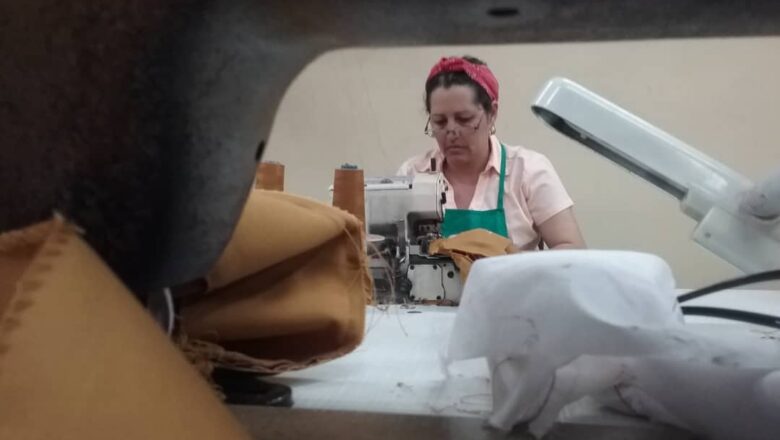 Mantienen productividad industrias textiles de Cabaiguán pese a afectaciones al servicio eléctrico (+Audio)