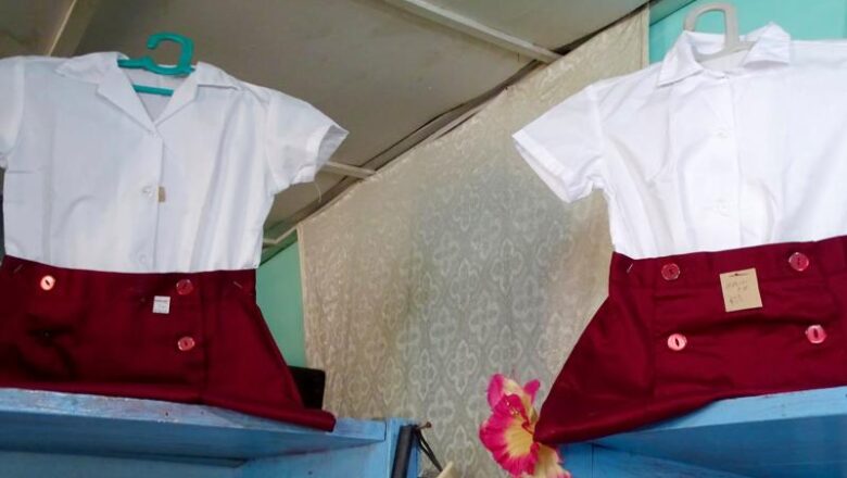 Inicia venta de uniformes escolares para los estudiantes continuantes de la enseñanza primaria de Cabaiguán y Guayos