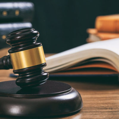 El número doce: engarce de nexos materiales y espirituales con trascendencia en el Derecho