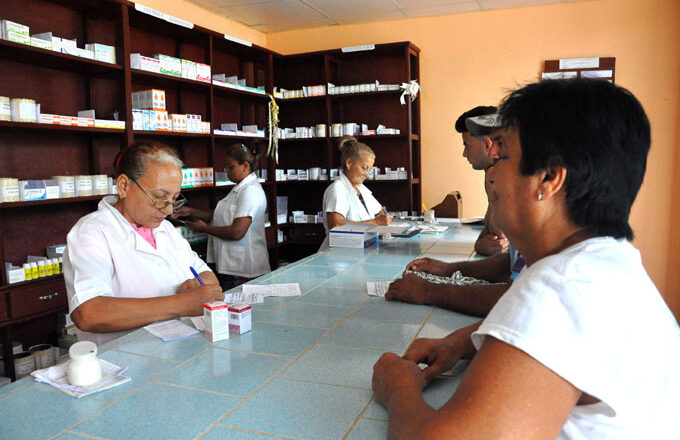 Trabajador Farmacéutico: guardianes de los medicamentos
