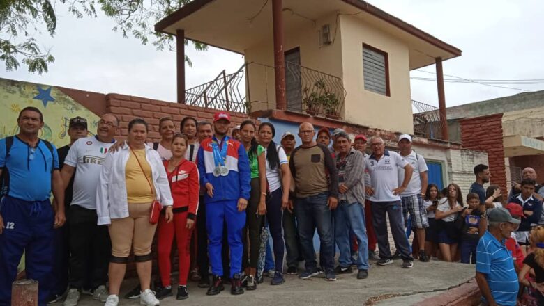 Diangelo Lóriga Rodríguez recibe el calor de su pueblo (+Fotos)