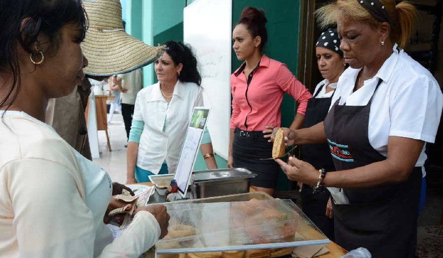 comercio y gastronomia en sancti spiritus 900x525 1