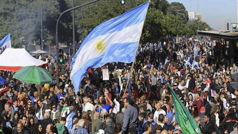 Trabajadores de Sanidad realizan paro en Argentina