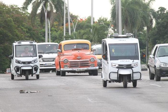 Vehiculos electricos La Habana Cuba