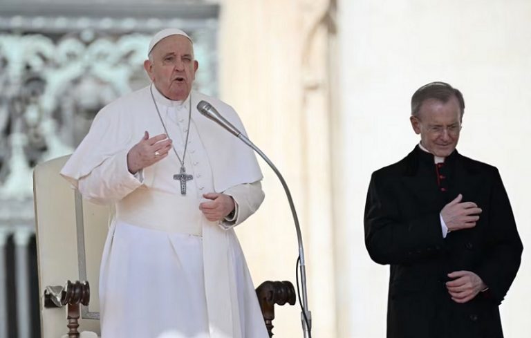 El papa Francisco pidio buscar el fin de las dos guerras que ahora estan en curso foto AFP 768x489 1