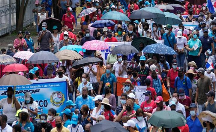 Huelga de constructores panameños condena persecución política