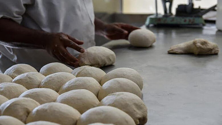 Retoma Alimentaria Cabaiguán producción del pan de la canasta básica normada (+Audio)