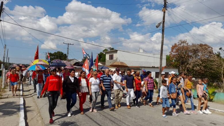 Vibró Santa Lucía en celebración proletaria (+ Audio y Fotos)