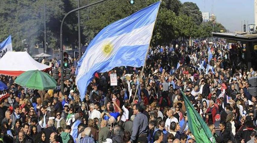 8aY7 66902344 argentina marcha 1 2 3 4