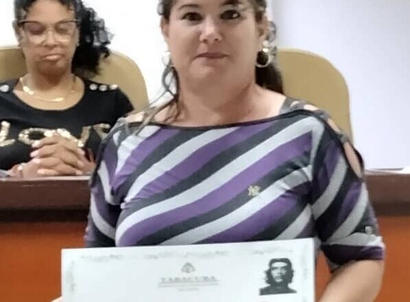Sobresalen resultados de investigadora cabaiguanense en Fórum de Ciencia y técnica de la Empresa de Acopio y Beneficio del Tabaco de Sancti Spíritus (+Audio)