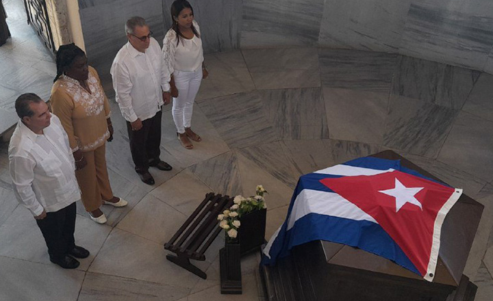 Para Fidel y Martí, el primer homenaje de enero