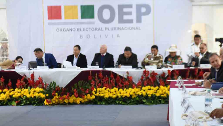 Vigentes en Bolivia acuerdos tras Encuentro por la Democracia