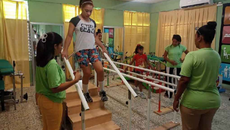 Trabajadores de la Educación Especial en Cuba adquieren nuevos conocimientos