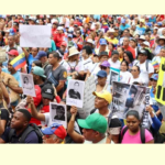 Venezuela recolecta firmas en apoyo a sus migrantes secuestrados