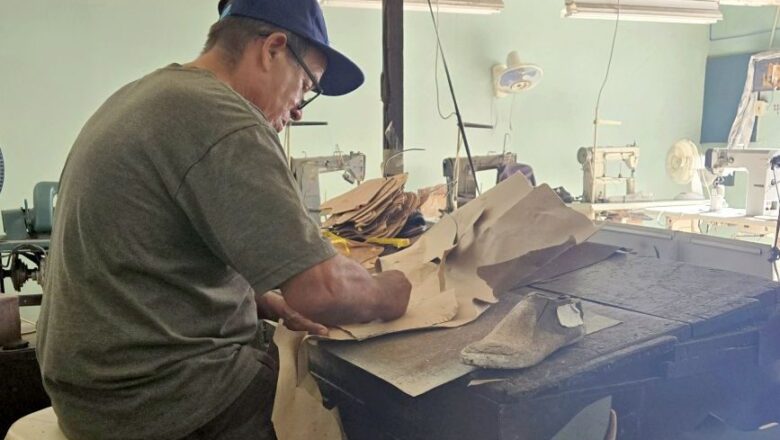 La producción de calzado ortopédico en Sancti Spíritus enfrenta un complejo escenario