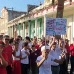 Desfile de colores y alegrías por el Primero de Mayo (+Fotos)