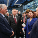 Presidente de Cuba visita centros científicos y tecnológicos rusos