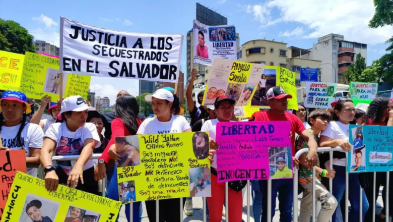 Marcha en Venezuela rechaza deportación de migrantes y exige retorno de bebé secuestrada