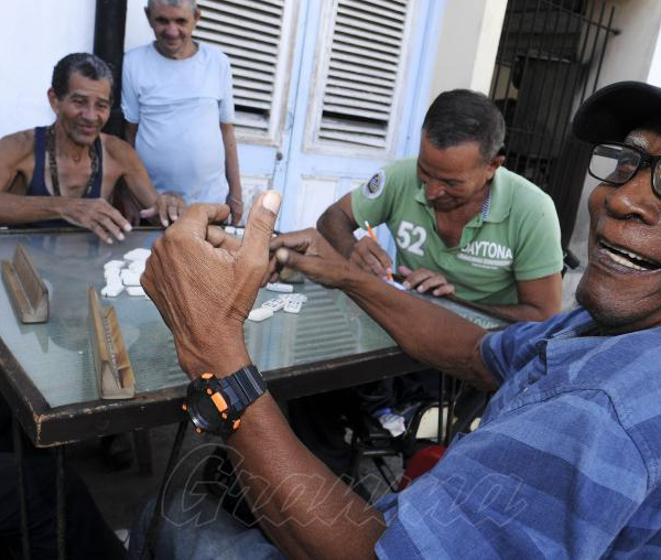Envejecimiento: mayor reto demográfico de Cuba