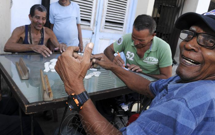 Envejecimiento: mayor reto demográfico de Cuba