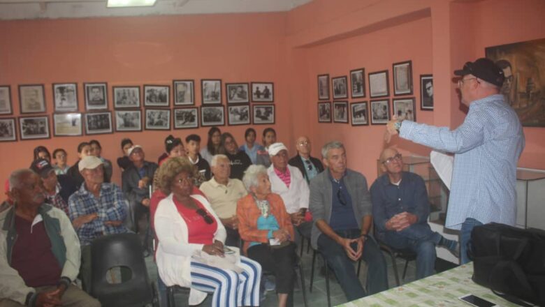 En Cabaiguán se multiplican aplausos a los historiadores en su día (+Fotos)