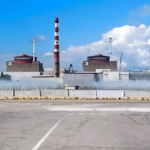 OIEA confirma explosiones y humo cerca de la mayor planta nuclear de Europa