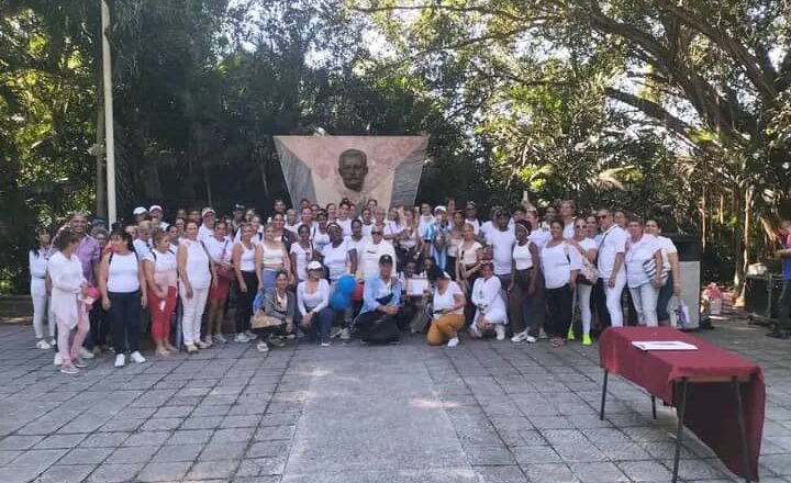 Celebraron trabajadores sociales de Cabaiguán 25 aniversario de otro gran sueño del Comandante en Jefe (+Fotos)