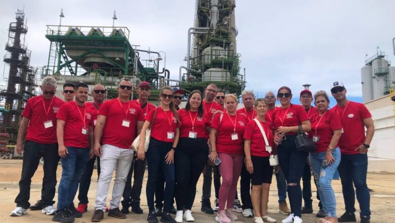 Participan petroleros cabaiguanenses en VII Evento de generalización entre refinerías (+Audio)