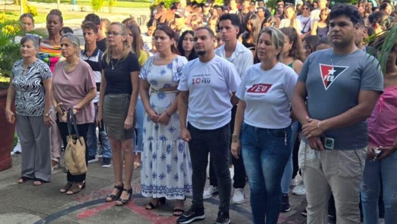 Universitarios espirituanos formalizan su ingreso a la FEU