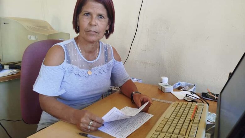 Zaida, una mujer consagrada al sistema bancario (+Audio)