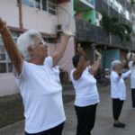 Marina, Divaldo y el cuidado integral de los “abuelos” en Sancti Spíritus