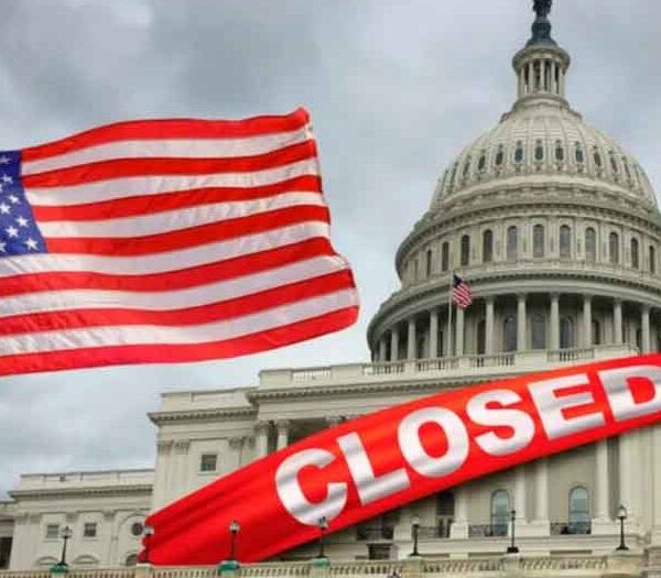 Completó el mes cierre parcial del gobierno de EEUU