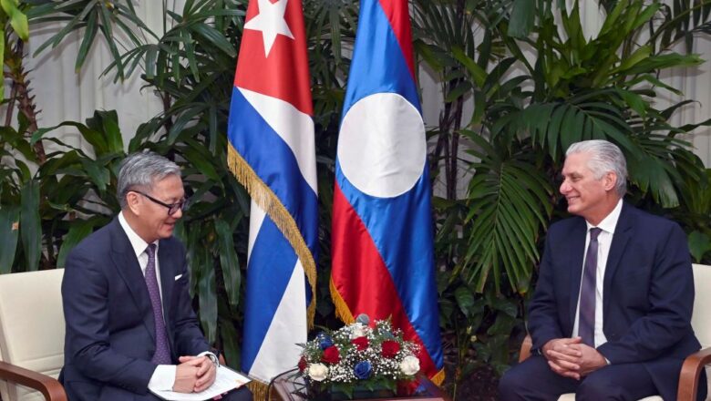 Presidente de Cuba reafirma voluntad de fortalecer lazos con Laos
